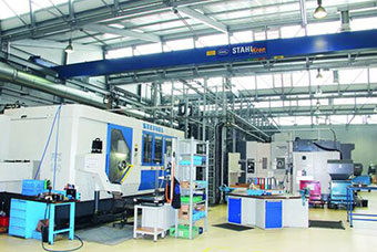 康明斯發(fā)動(dòng)機(jī)車間工具柜、工作臺(tái)使用確實(shí)規(guī)范